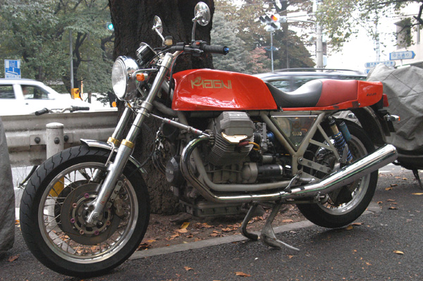 MAGNI Arturo 1000 カスタム